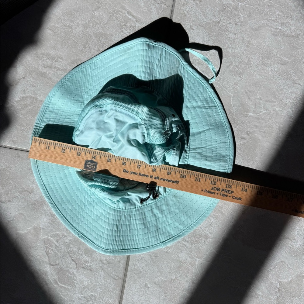 ☀️🩵Light Blue Sun Hat, foldable, sun, hat, great for travel EUC🩵